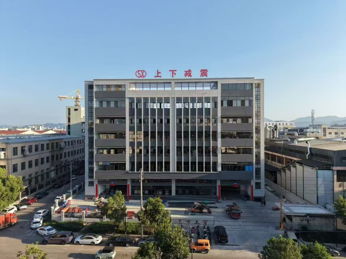 Paputok! Isang bagong 18,000㎡ anim na palapag na pabrika ang inihayag!